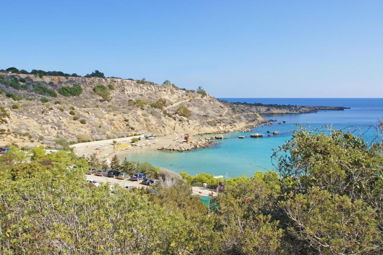 פאראלימני Lucile - Coralli Beachfront Apartment מראה חיצוני תמונה